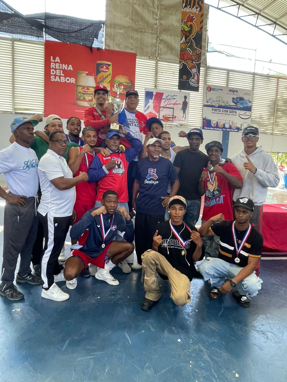 Integrantes de la delegación de Santiago que ganó las eliminatorias de la región Norte.